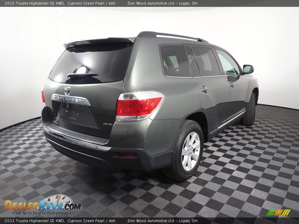 2013 Toyota Highlander SE 4WD Cypress Green Pearl / Ash Photo #19