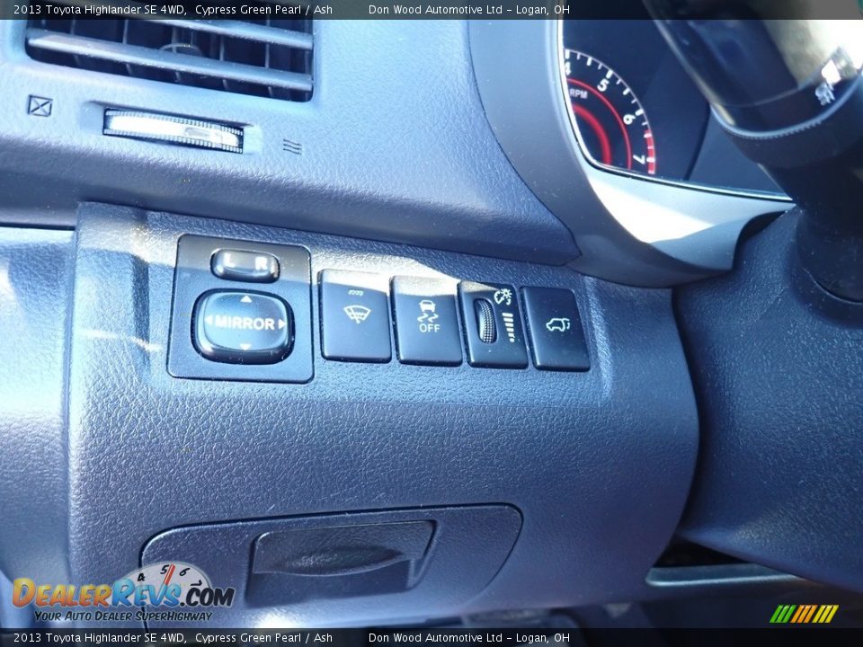 2013 Toyota Highlander SE 4WD Cypress Green Pearl / Ash Photo #23