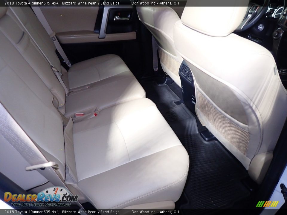2018 Toyota 4Runner SR5 4x4 Blizzard White Pearl / Sand Beige Photo #24