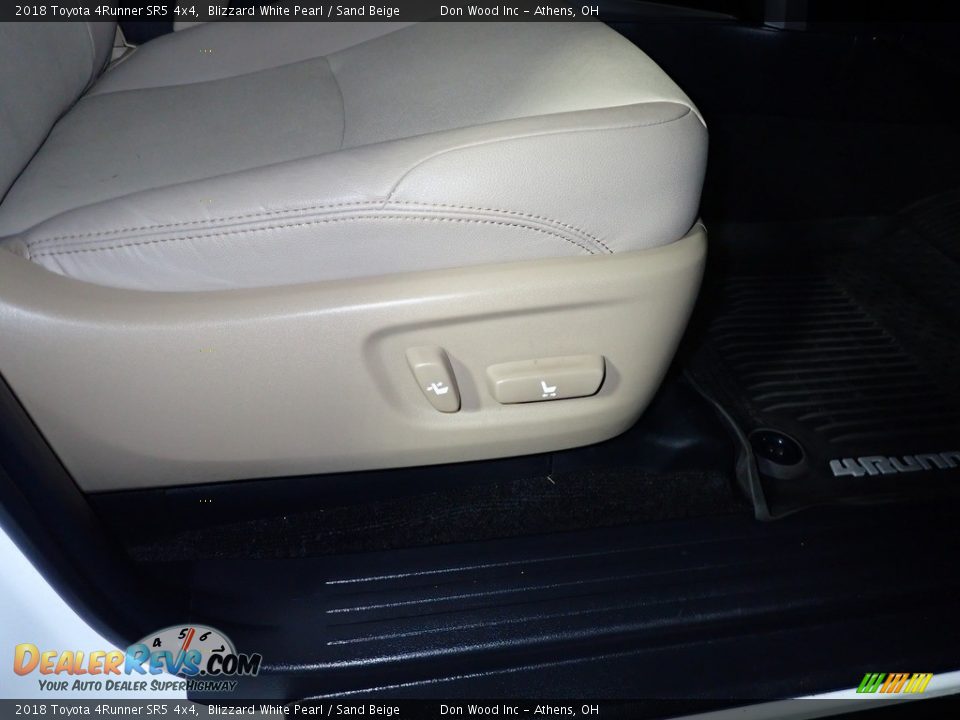 2018 Toyota 4Runner SR5 4x4 Blizzard White Pearl / Sand Beige Photo #26