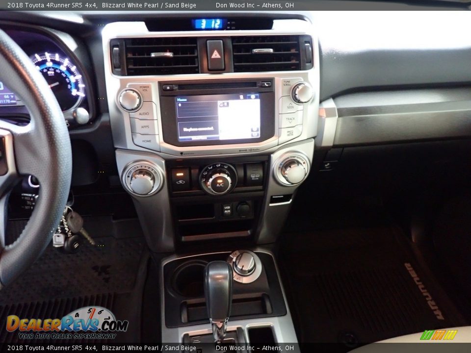 2018 Toyota 4Runner SR5 4x4 Blizzard White Pearl / Sand Beige Photo #31