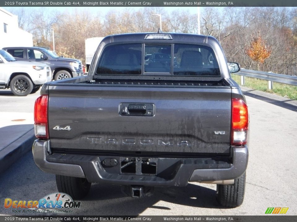 2019 Toyota Tacoma SR Double Cab 4x4 Midnight Black Metallic / Cement Gray Photo #11