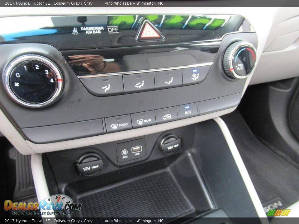 2017 Hyundai Tucson SE Coliseum Gray / Gray Photo #17