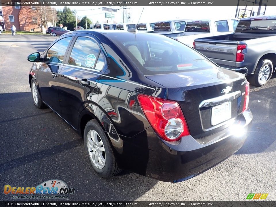 2016 Chevrolet Sonic LT Sedan Mosaic Black Metallic / Jet Black/Dark Titanium Photo #5