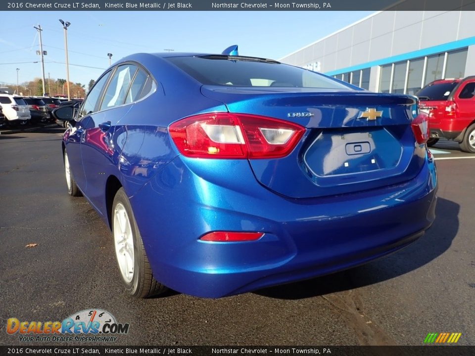 2016 Chevrolet Cruze LT Sedan Kinetic Blue Metallic / Jet Black Photo #5