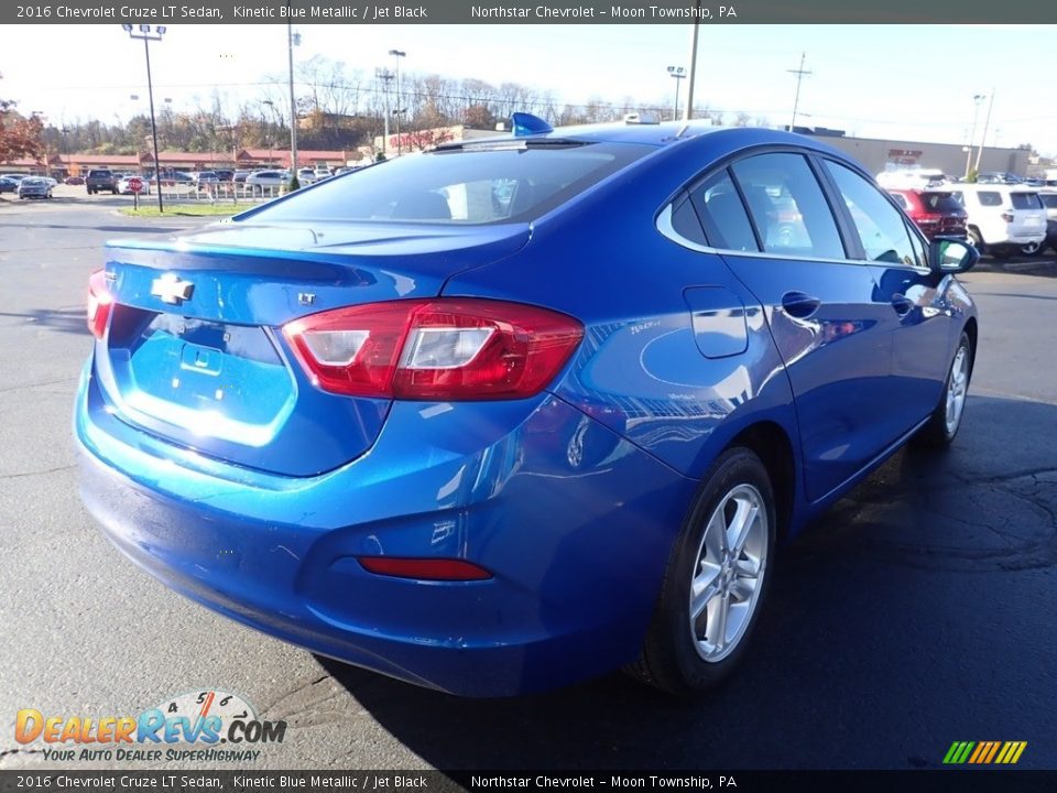 2016 Chevrolet Cruze LT Sedan Kinetic Blue Metallic / Jet Black Photo #8