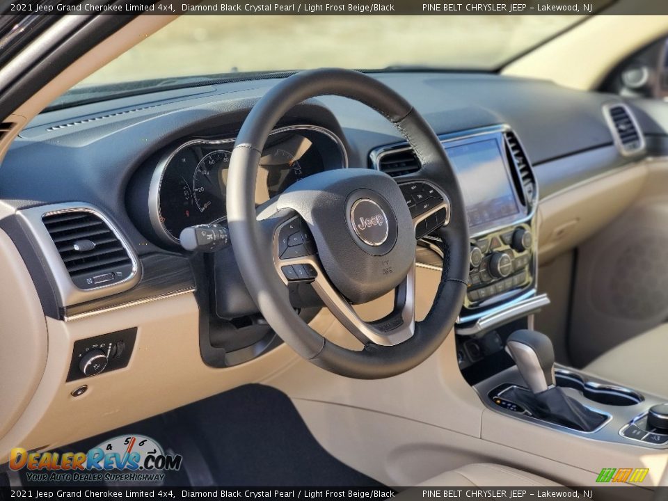 2021 Jeep Grand Cherokee Limited 4x4 Diamond Black Crystal Pearl / Light Frost Beige/Black Photo #10