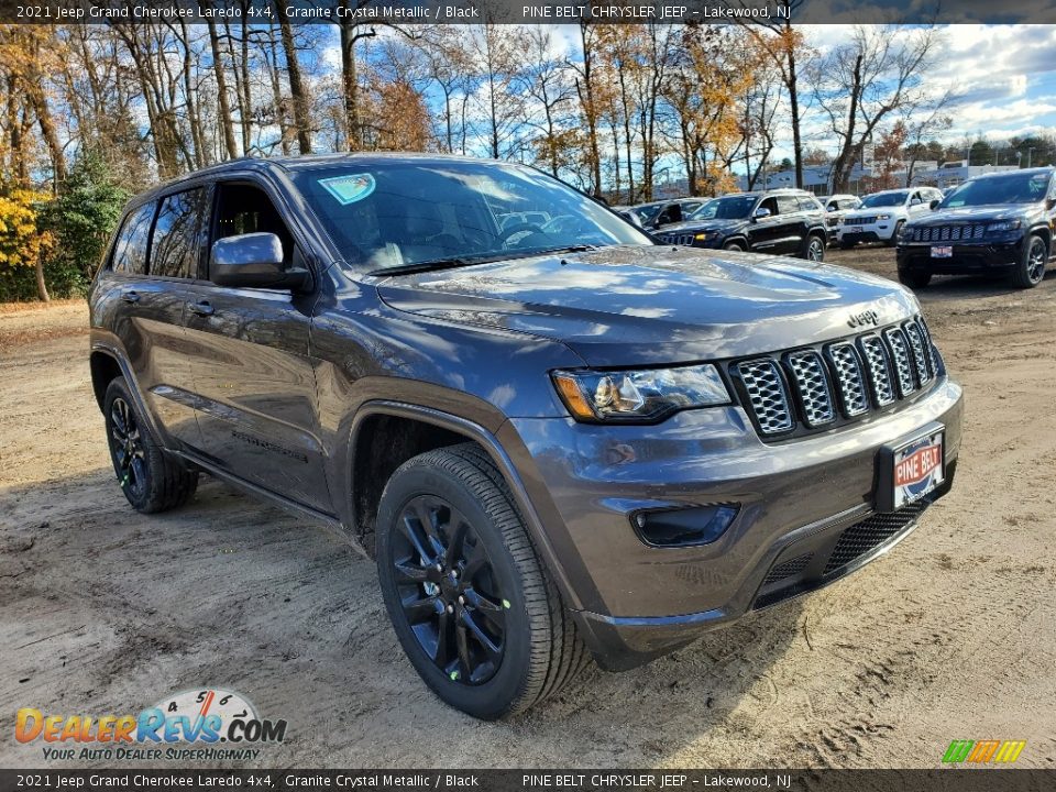 2021 Jeep Grand Cherokee Laredo 4x4 Granite Crystal Metallic / Black Photo #1