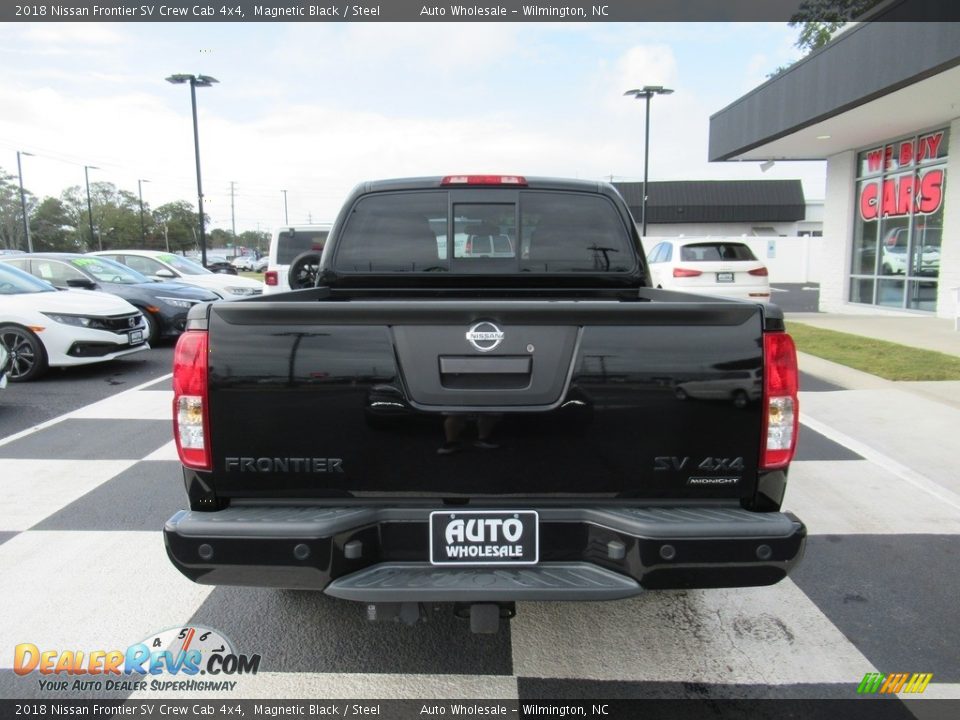 2018 Nissan Frontier SV Crew Cab 4x4 Magnetic Black / Steel Photo #4