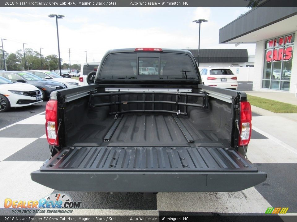 2018 Nissan Frontier SV Crew Cab 4x4 Magnetic Black / Steel Photo #5