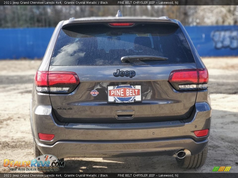 2021 Jeep Grand Cherokee Laredo 4x4 Granite Crystal Metallic / Black Photo #7