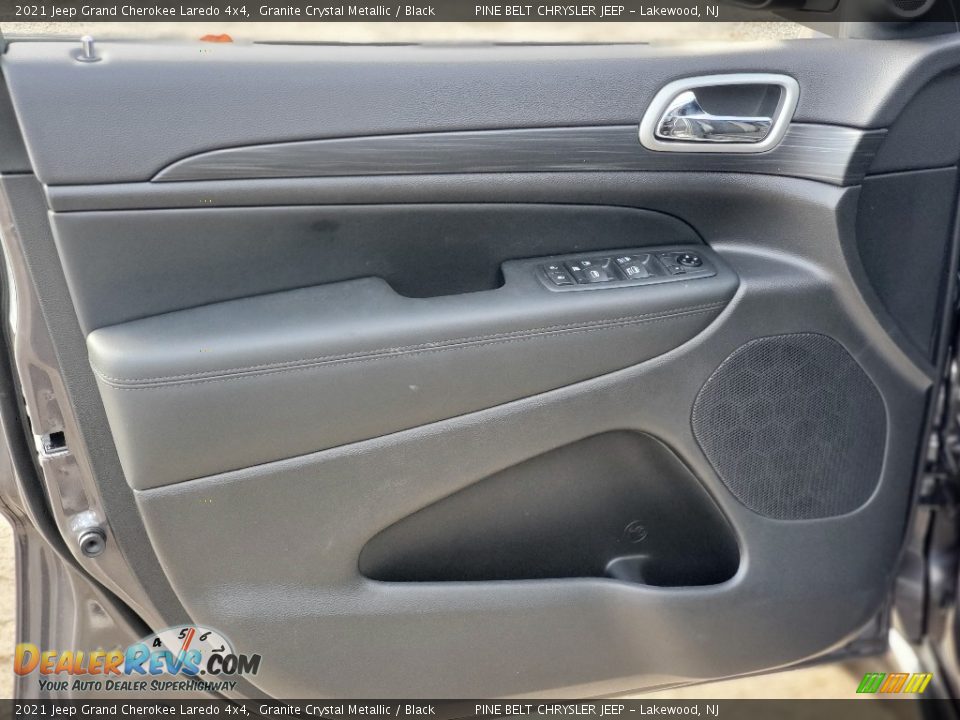 2021 Jeep Grand Cherokee Laredo 4x4 Granite Crystal Metallic / Black Photo #12