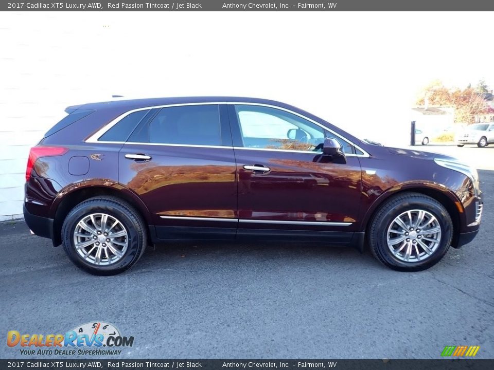 2017 Cadillac XT5 Luxury AWD Red Passion Tintcoat / Jet Black Photo #4