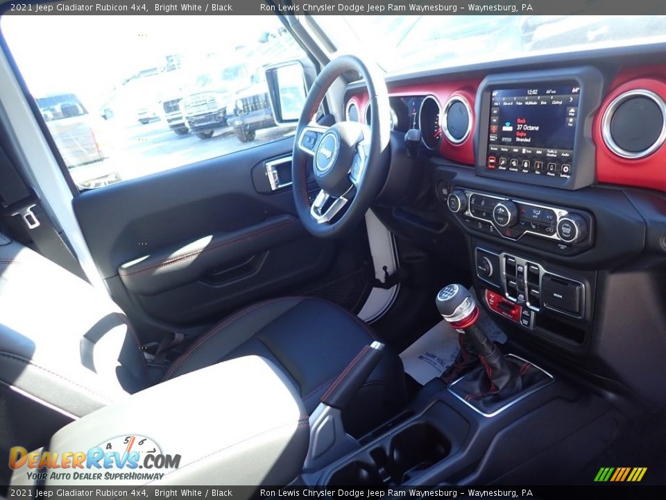 2021 Jeep Gladiator Rubicon 4x4 Bright White / Black Photo #11
