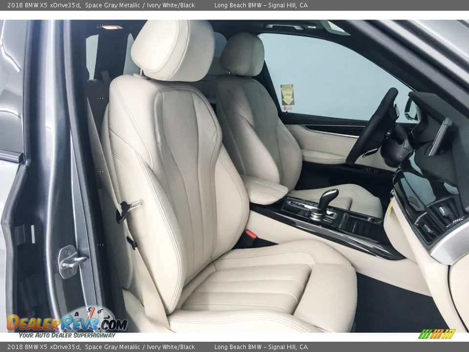 2018 BMW X5 xDrive35d Space Gray Metallic / Ivory White/Black Photo #2