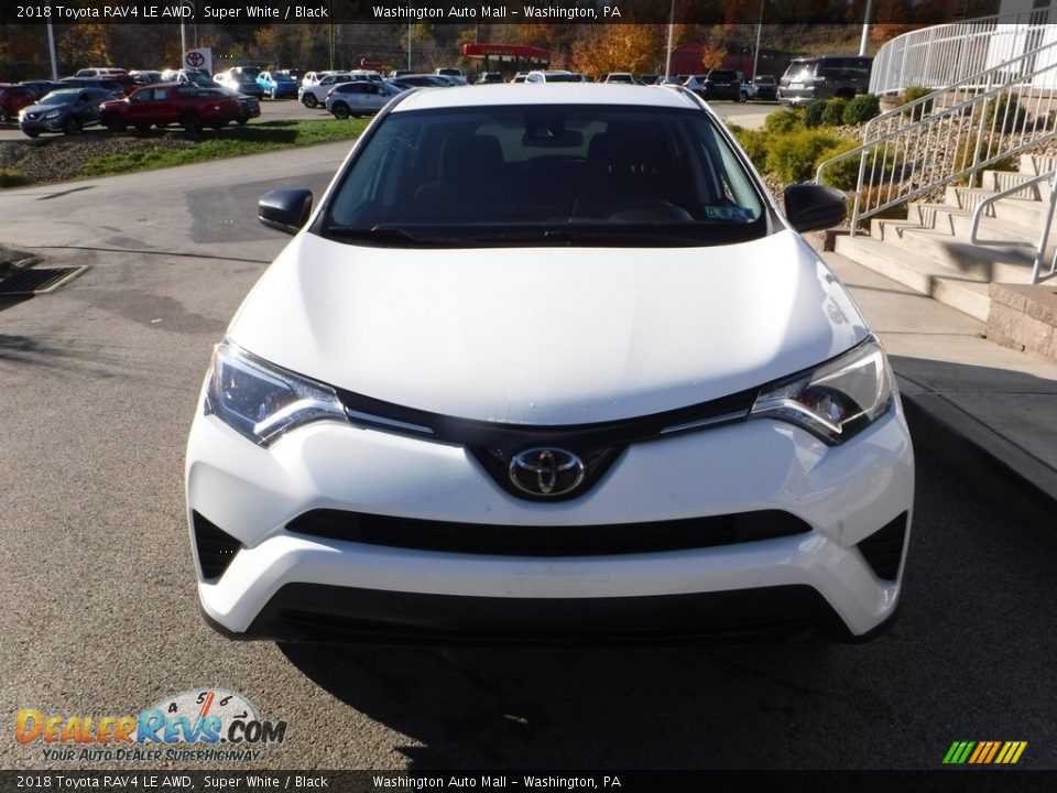 2018 Toyota RAV4 LE AWD Super White / Black Photo #9