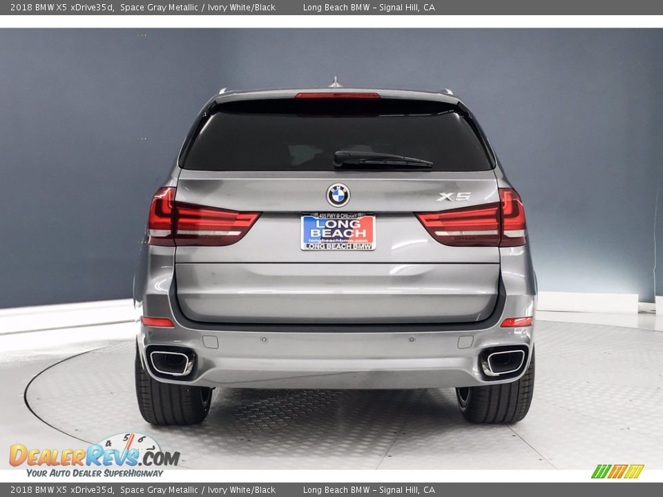 2018 BMW X5 xDrive35d Space Gray Metallic / Ivory White/Black Photo #4