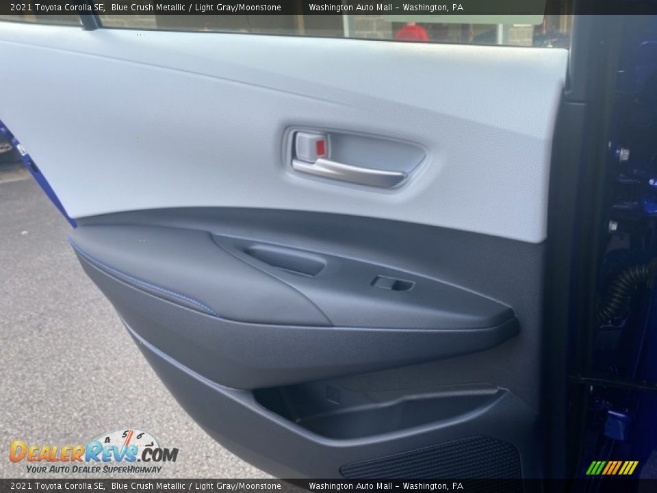 Door Panel of 2021 Toyota Corolla SE Photo #31