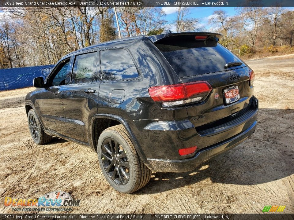 2021 Jeep Grand Cherokee Laredo 4x4 Diamond Black Crystal Pearl / Black Photo #6