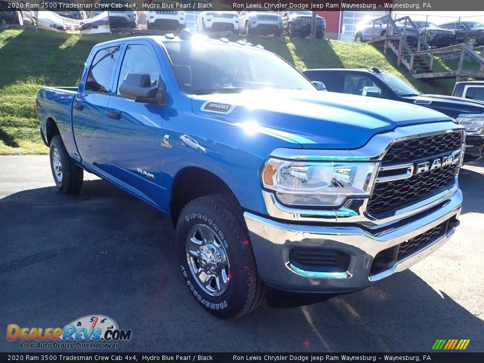 2020 Ram 3500 Tradesman Crew Cab 4x4 Hydro Blue Pearl / Black Photo #7