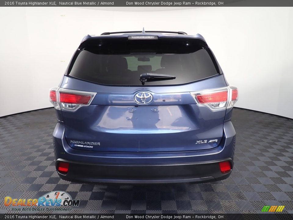 2016 Toyota Highlander XLE Nautical Blue Metallic / Almond Photo #14
