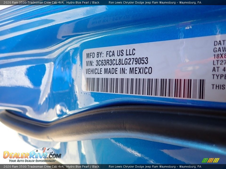 2020 Ram 3500 Tradesman Crew Cab 4x4 Hydro Blue Pearl / Black Photo #14