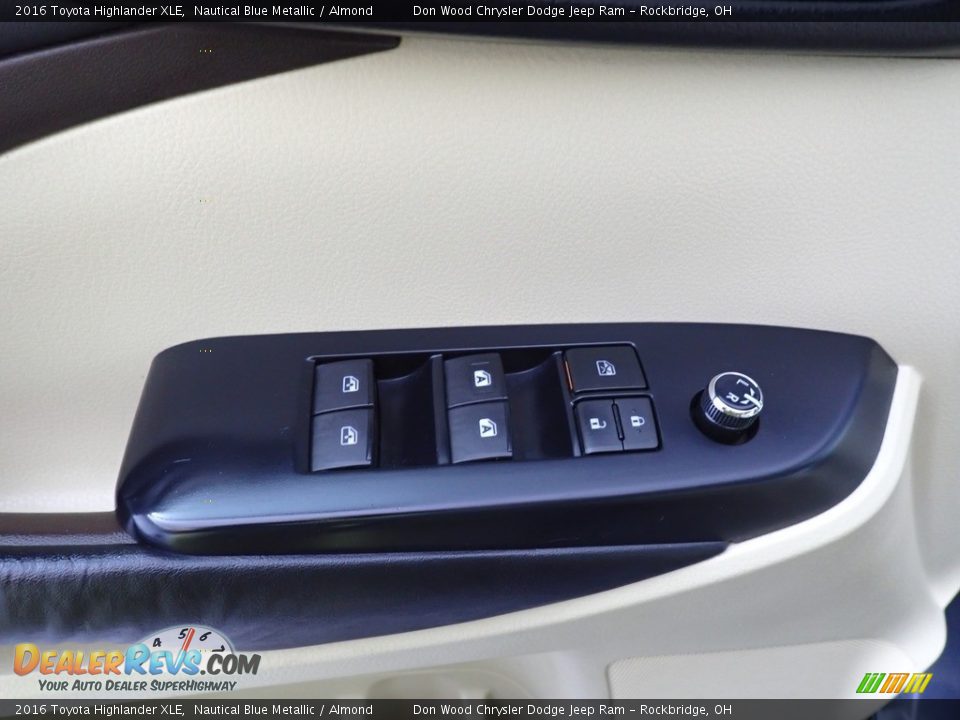 2016 Toyota Highlander XLE Nautical Blue Metallic / Almond Photo #24