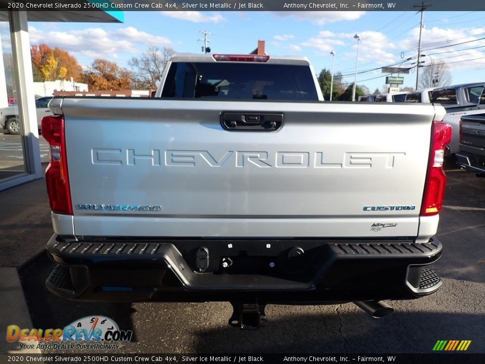 2020 Chevrolet Silverado 2500HD Custom Crew Cab 4x4 Silver Ice Metallic / Jet Black Photo #7