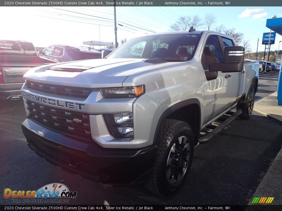 2020 Chevrolet Silverado 2500HD Custom Crew Cab 4x4 Silver Ice Metallic / Jet Black Photo #9