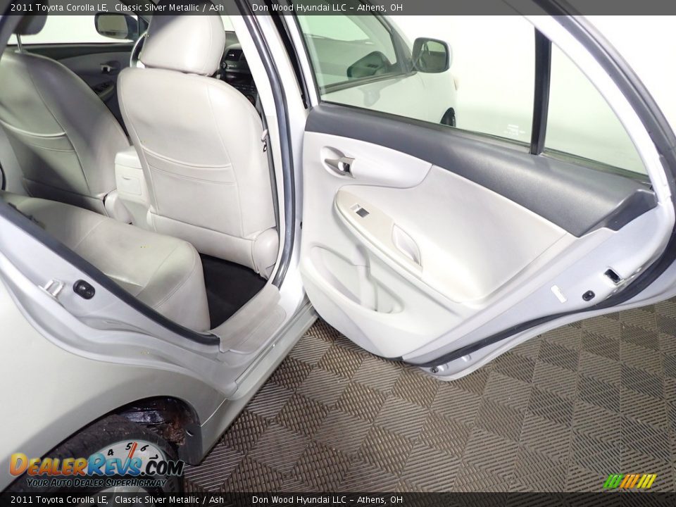 2011 Toyota Corolla LE Classic Silver Metallic / Ash Photo #22