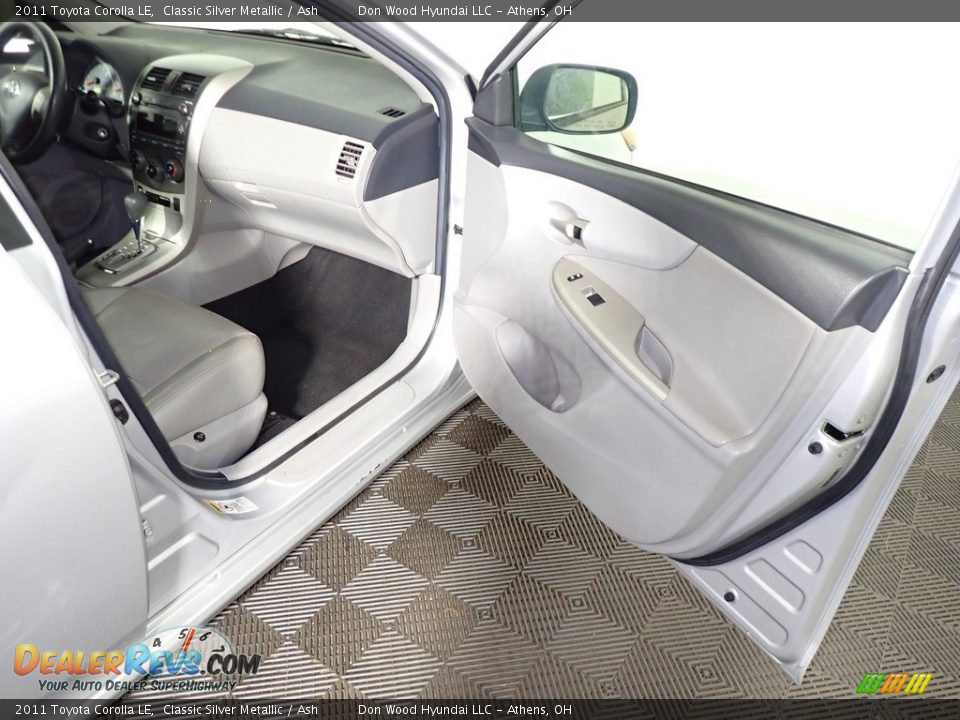 2011 Toyota Corolla LE Classic Silver Metallic / Ash Photo #24
