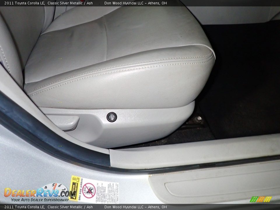 2011 Toyota Corolla LE Classic Silver Metallic / Ash Photo #25