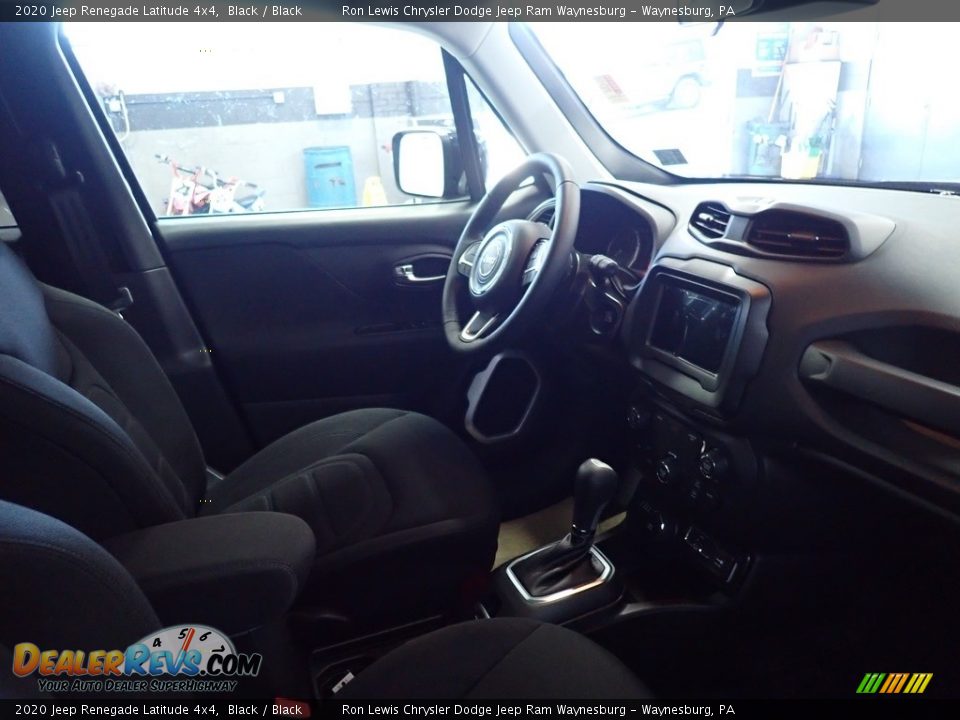 2020 Jeep Renegade Latitude 4x4 Black / Black Photo #10
