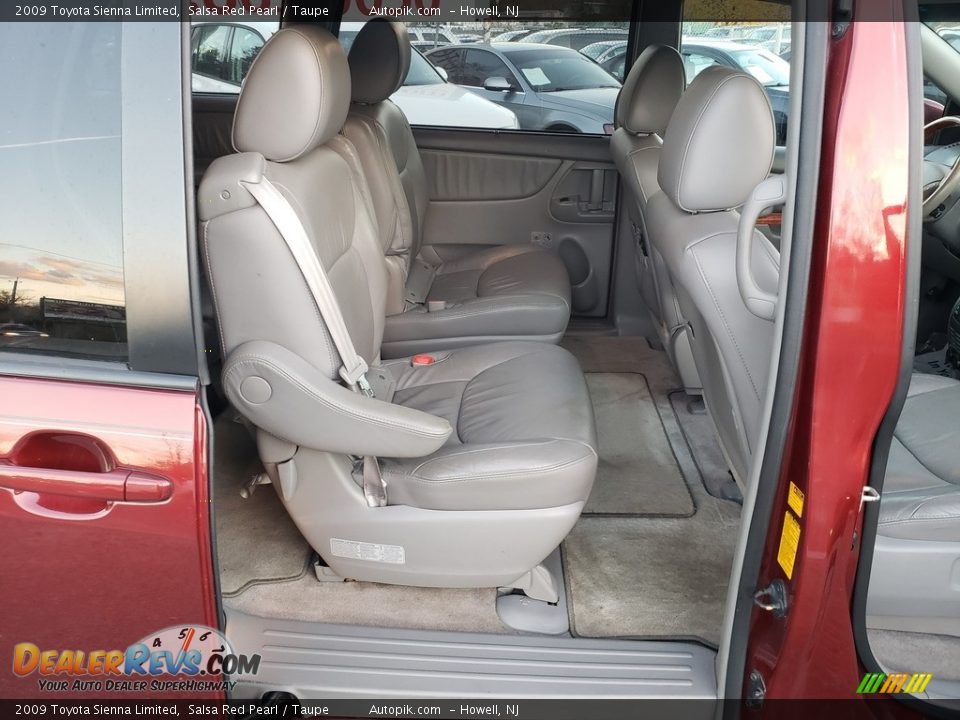 2009 Toyota Sienna Limited Salsa Red Pearl / Taupe Photo #15