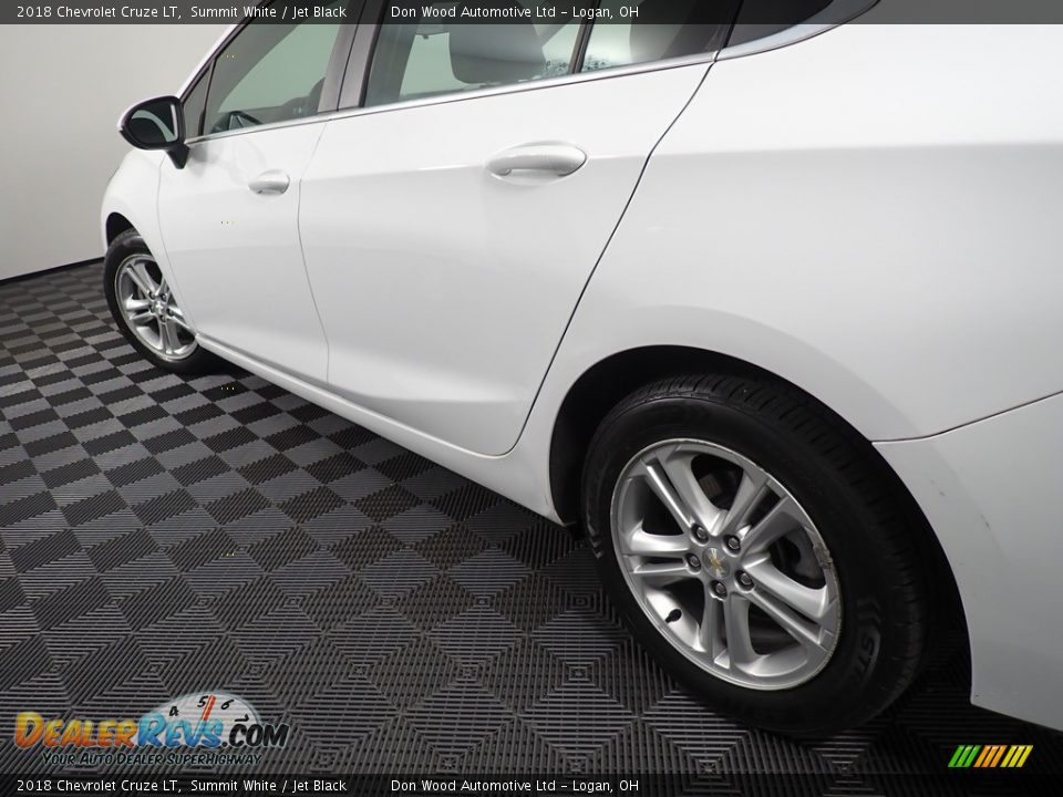 2018 Chevrolet Cruze LT Summit White / Jet Black Photo #10