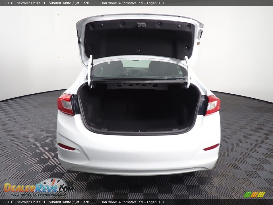 2018 Chevrolet Cruze LT Summit White / Jet Black Photo #13