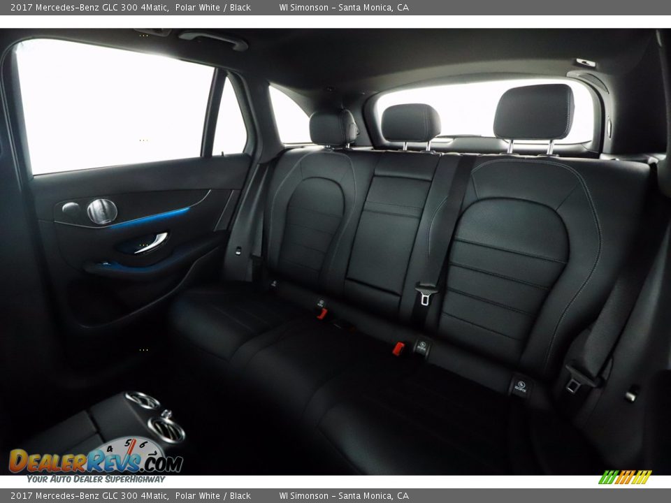 2017 Mercedes-Benz GLC 300 4Matic Polar White / Black Photo #35