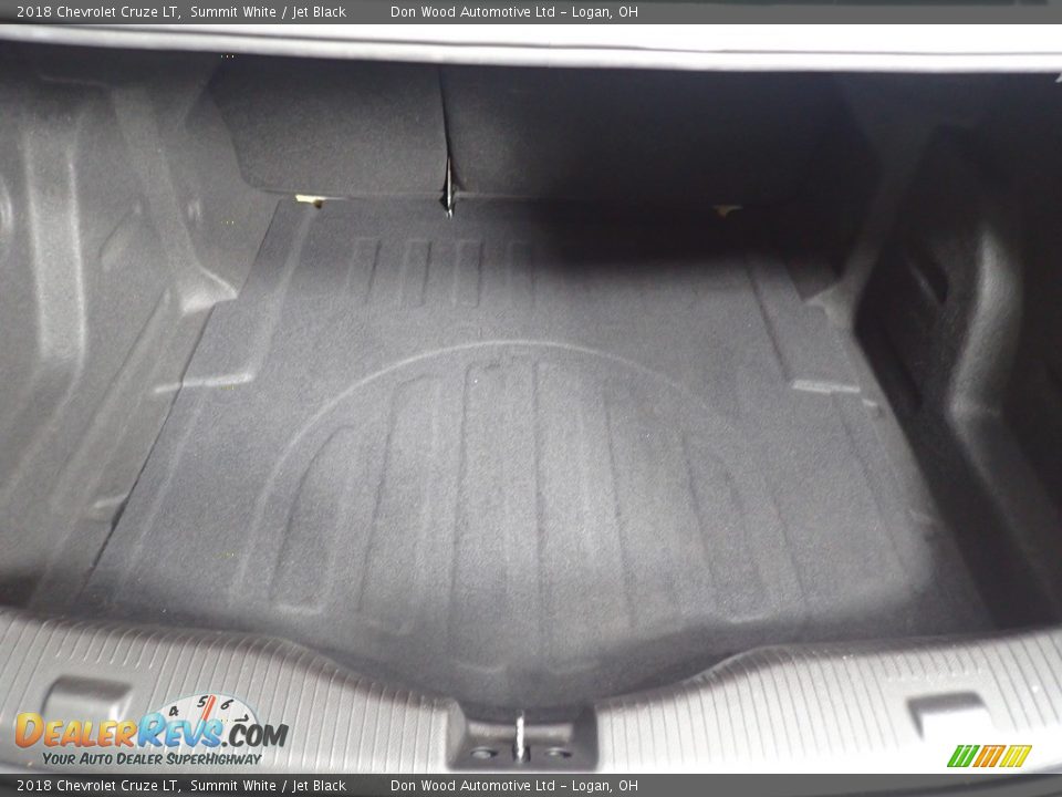 2018 Chevrolet Cruze LT Summit White / Jet Black Photo #14