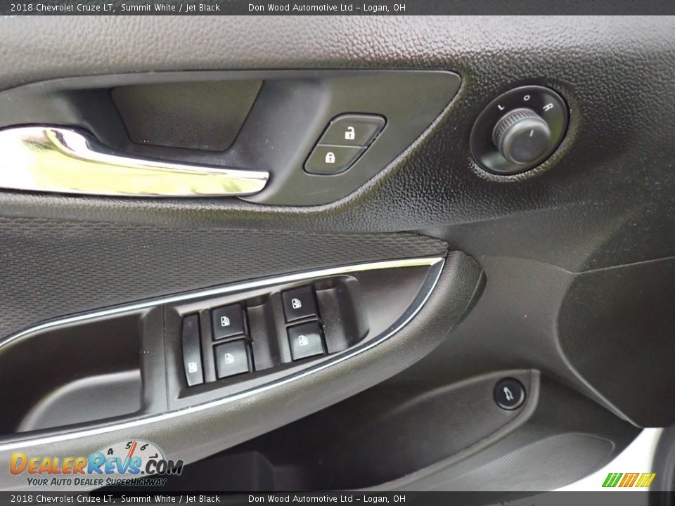2018 Chevrolet Cruze LT Summit White / Jet Black Photo #30