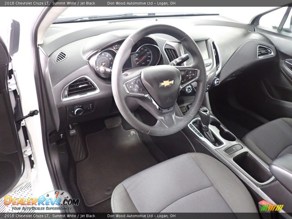 2018 Chevrolet Cruze LT Summit White / Jet Black Photo #31
