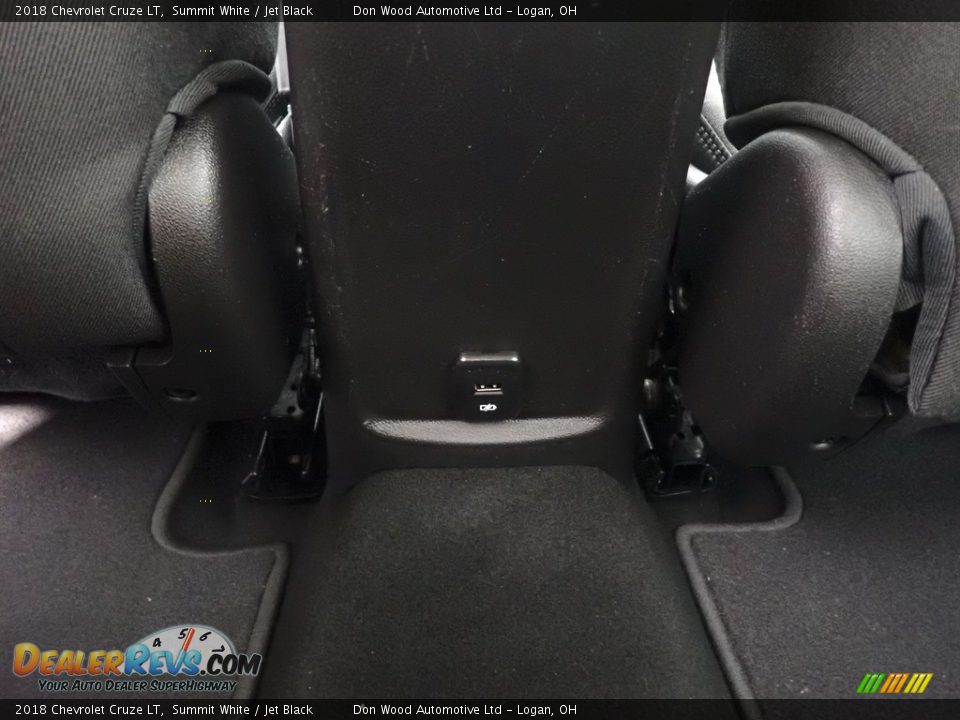 2018 Chevrolet Cruze LT Summit White / Jet Black Photo #35