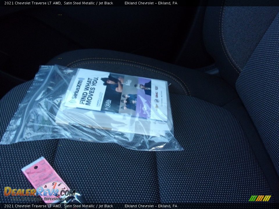 2021 Chevrolet Traverse LT AWD Satin Steel Metallic / Jet Black Photo #29
