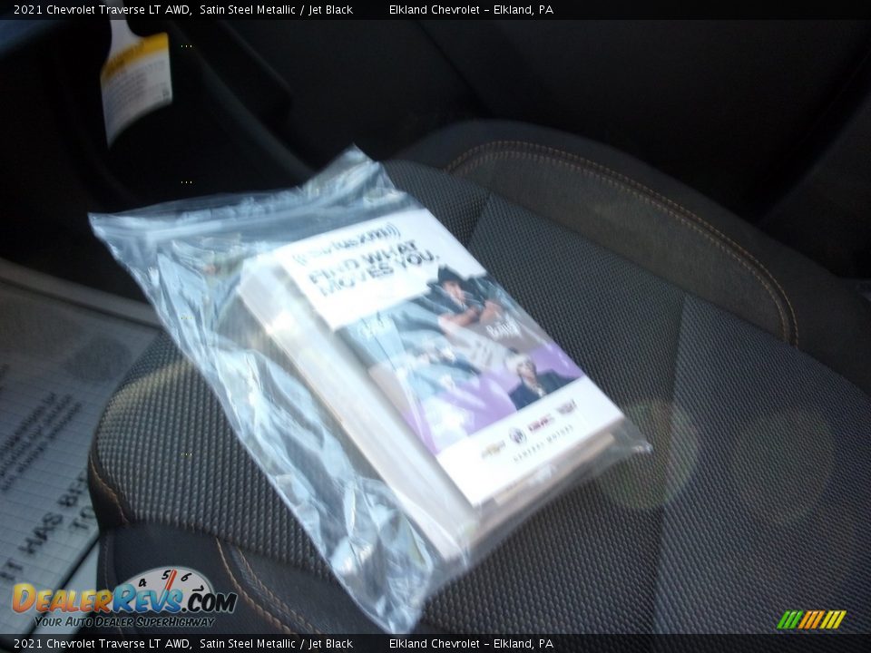 2021 Chevrolet Traverse LT AWD Satin Steel Metallic / Jet Black Photo #32