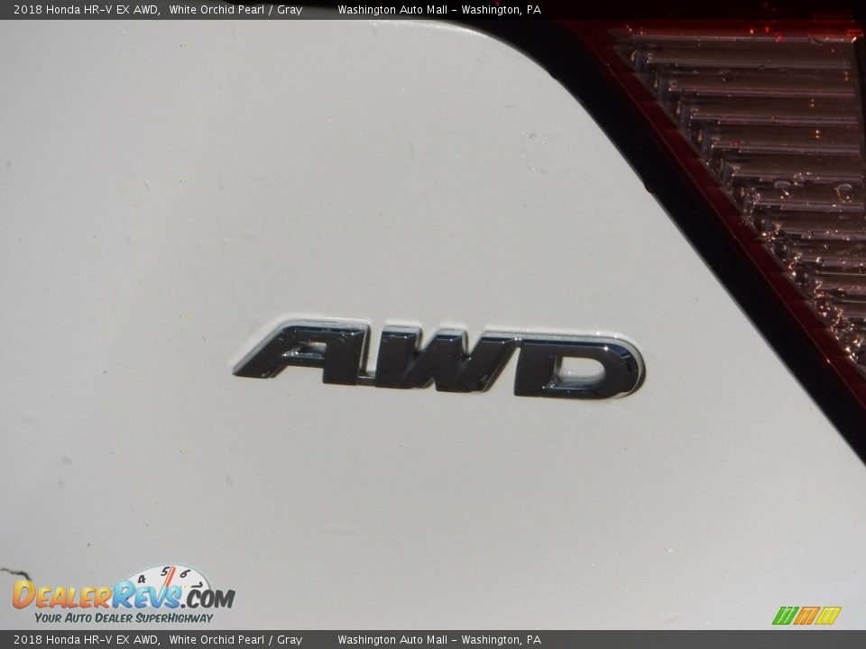 2018 Honda HR-V EX AWD White Orchid Pearl / Gray Photo #10