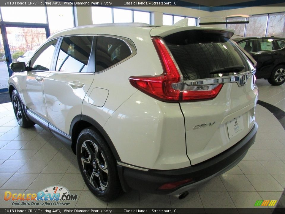 2018 Honda CR-V Touring AWD White Diamond Pearl / Ivory Photo #9