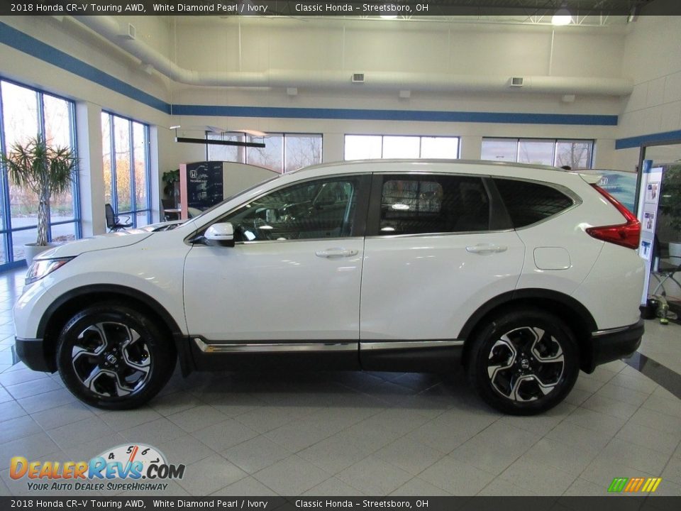 2018 Honda CR-V Touring AWD White Diamond Pearl / Ivory Photo #10