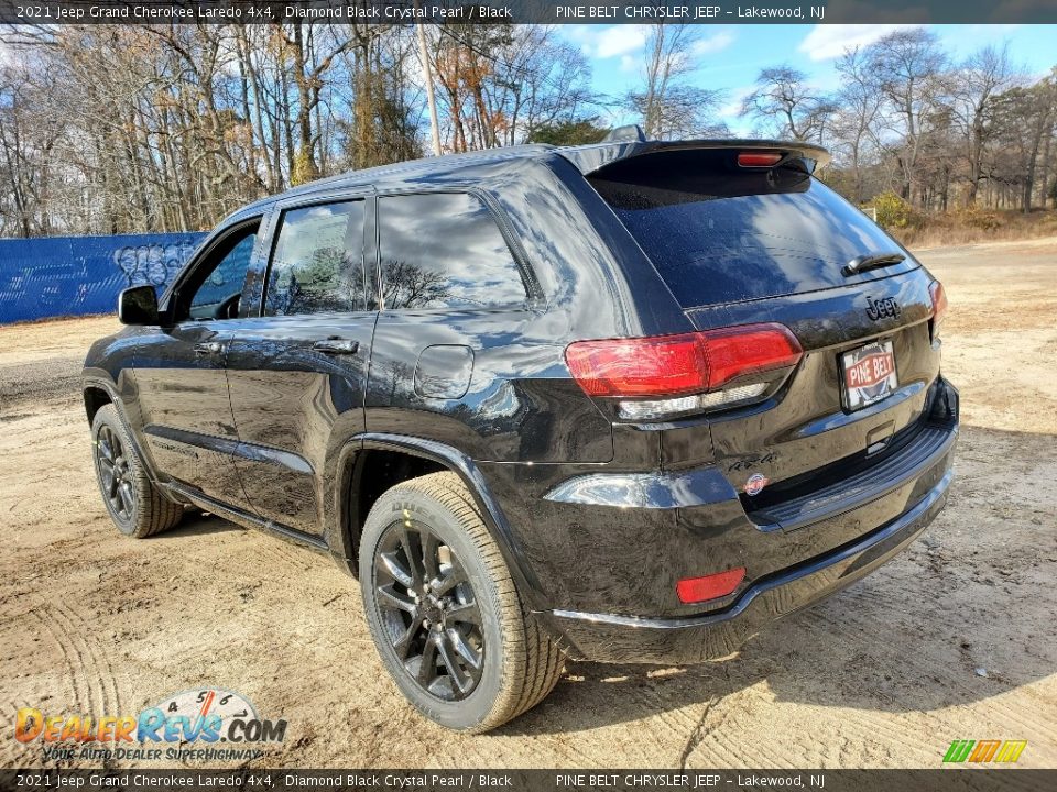 2021 Jeep Grand Cherokee Laredo 4x4 Diamond Black Crystal Pearl / Black Photo #6