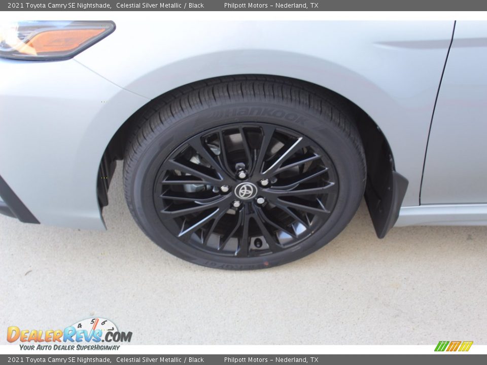 2021 Toyota Camry SE Nightshade Celestial Silver Metallic / Black Photo #5