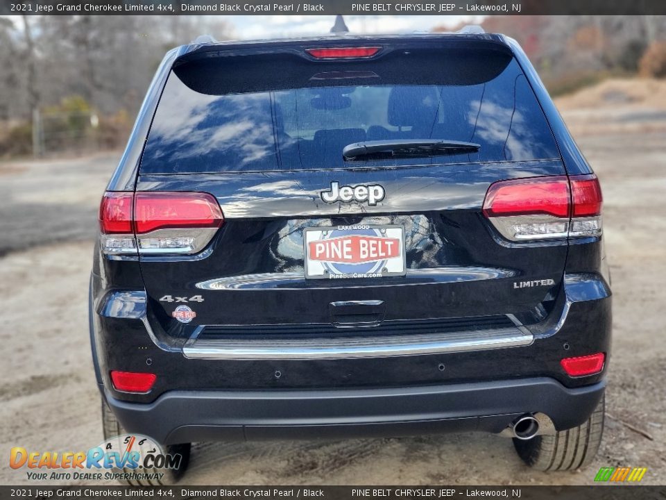 2021 Jeep Grand Cherokee Limited 4x4 Diamond Black Crystal Pearl / Black Photo #7