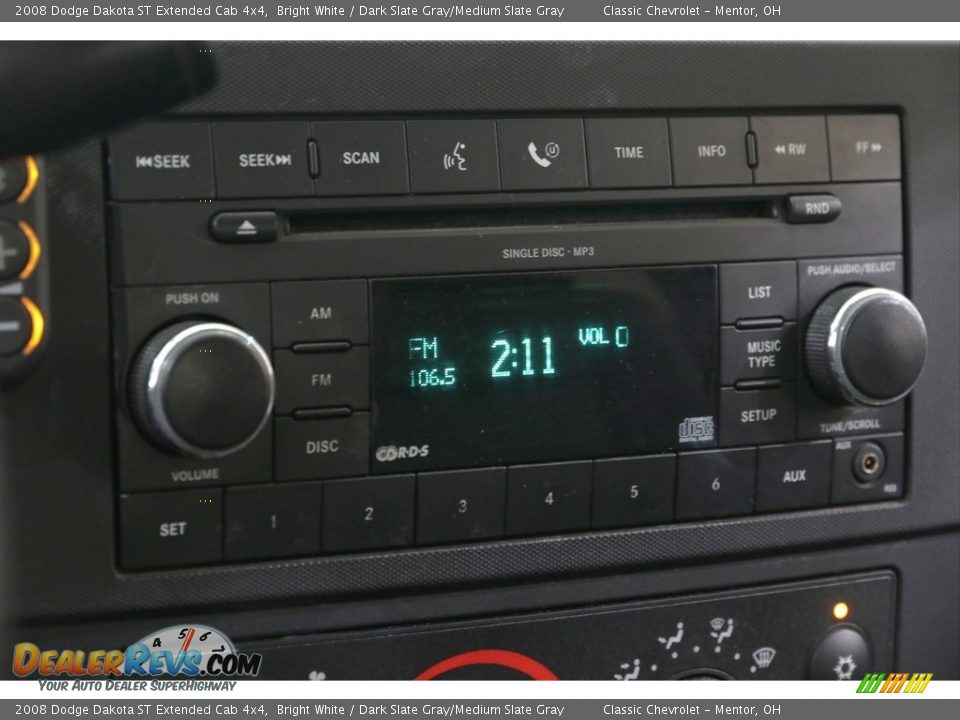 Controls of 2008 Dodge Dakota ST Extended Cab 4x4 Photo #13